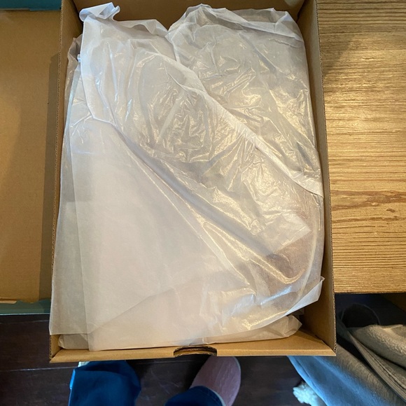 BOC Women’s Alder Round Toe Block Heel Lace-Up Booties  Size 8! Brand new!! - Picture 2 of 8